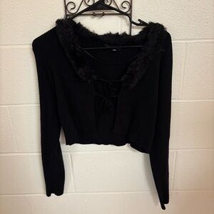 Black ribbed tie front cardigan with fake fur collar